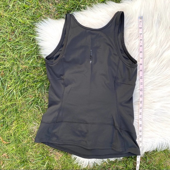 New Balance workout peplum tank large - Picture 4 of 5